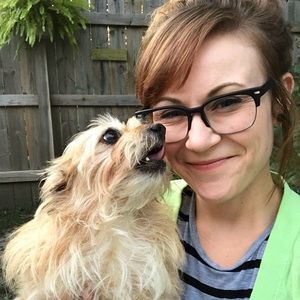 Meet your Posher, Amanda ✨🤙✨